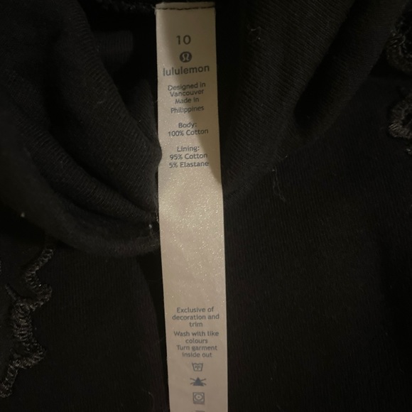 Lululemon Embroidered Floral Sweatshirt - Picture 3 of 7